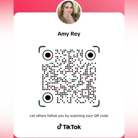 Amy Is Live Now! Like This to be notified when I go live! - Picture 3 of 4